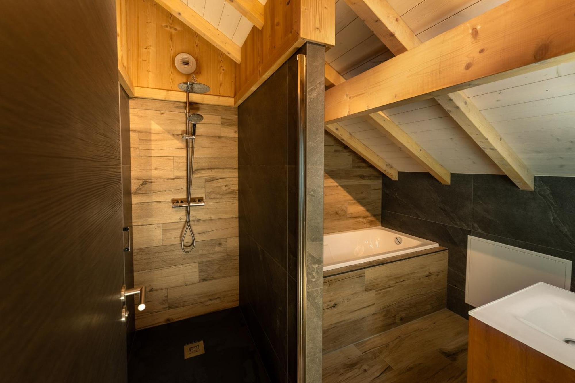 Chalet Nemesia Avec Spa A 제라르메르 외부 사진